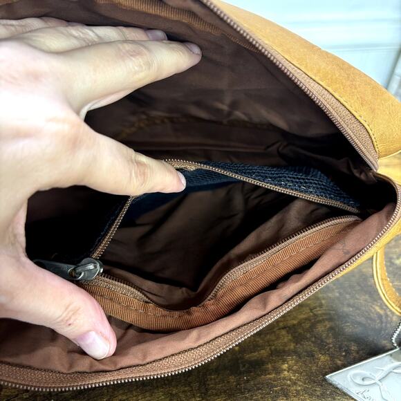 Lavive Sling Bag Convertible Backpack Tan Leather Stud Trim Pockets Boho Western - Picture 16 of 16